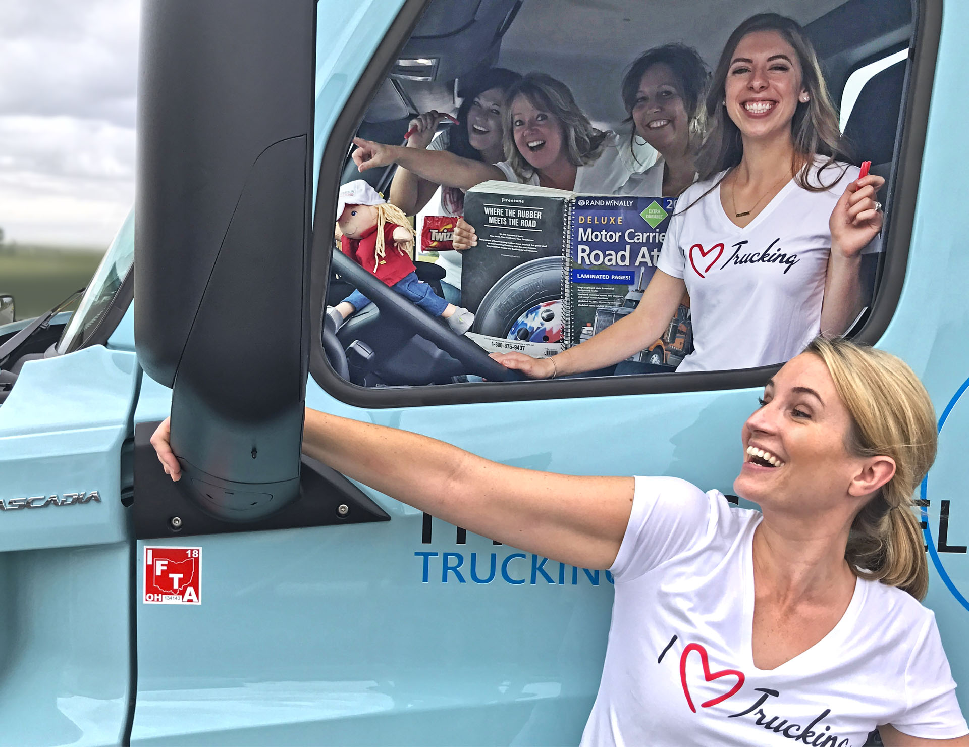 2018 Women in Trucking Photo Submission